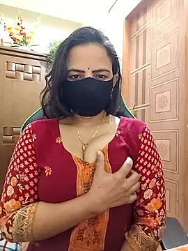 Snapshot of Payel-Sen chatting on 01/08/26, 05:54 Payel-Sen online show from 01/08/26, 05:54