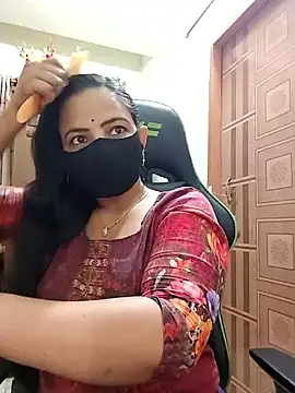 Snapshot of Payel-Sen chatting on 01/13/26, 05:51 Payel-Sen online show from 01/13/26, 05:51