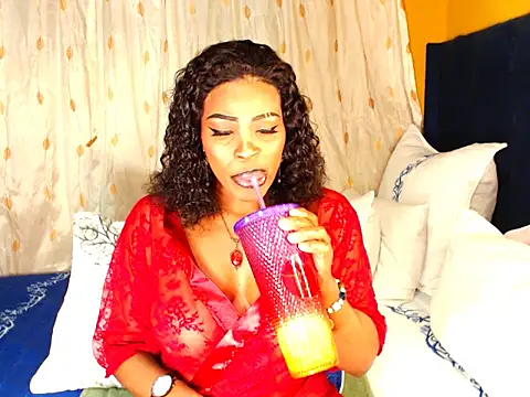 Snapshot of ChloeTyler23 chatting on 03/12/25, 08:31 ChloeTyler23 online show from 03/12/25, 08:31