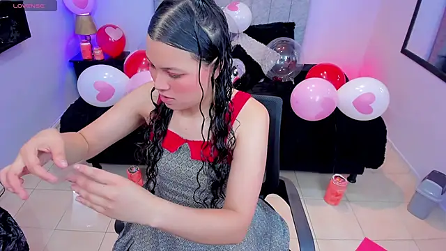 Lana stone  online show from 02/14/25, 03:43