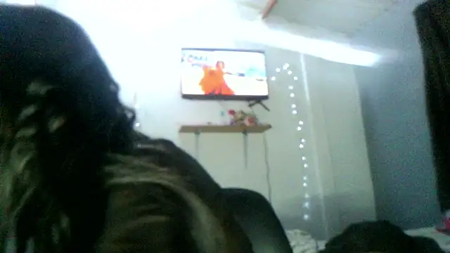 Snapshot of linzeysmith4 chatting on 03/20/26, 03:44 linzeysmith4 online show from 03/20/26, 03:44