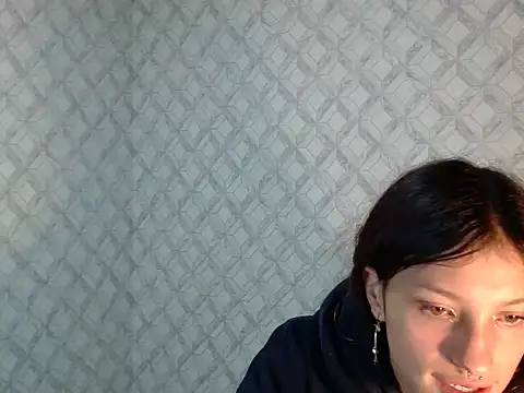 Snapshot of Emma-Wilson chatting on 05/07/26, 03:01 Emma-Wilson online show from 05/07/26, 03:01