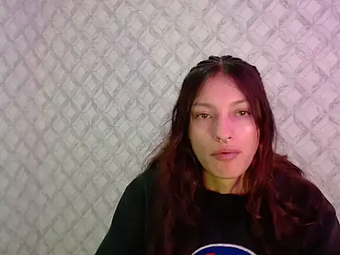 Snapshot of Emma-Wilson chatting on 05/15/26, 05:36 Emma-Wilson online show from 05/15/26, 05:36