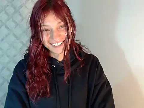 Snapshot of Emma-Wilson chatting on 06/30/26, 03:35 Emma-Wilson online show from 06/30/26, 03:35