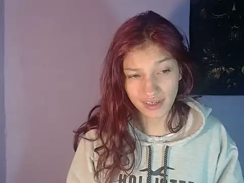 Snapshot of Emma-Wilson chatting on 07/09/26, 12:42 Emma-Wilson online show from 07/09/26, 12:42