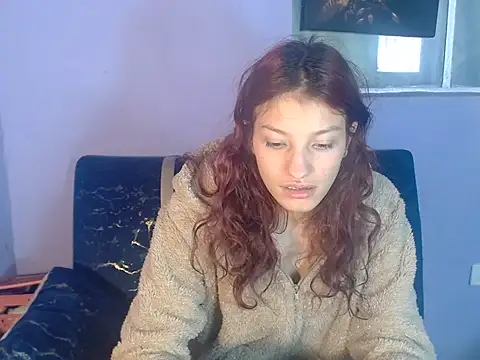 Snapshot of Emma-Wilson chatting on 08/05/26, 08:11 Emma-Wilson online show from 08/05/26, 08:11