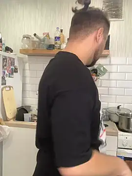 Pair of Gods  online show from 02/12/25, 09:20