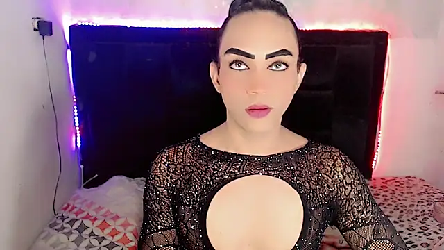 Snapshot of Michell_Queen chatting on 03/27/26, 03:56 Michell Queen online show from 03/27/26, 03:56