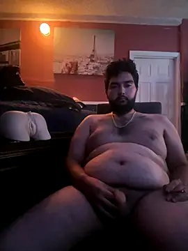 Snapshot of bigdickgio6923 chatting on 10/19/25, 05:41 bigdickgio6923 online show from 10/19/25, 05:41