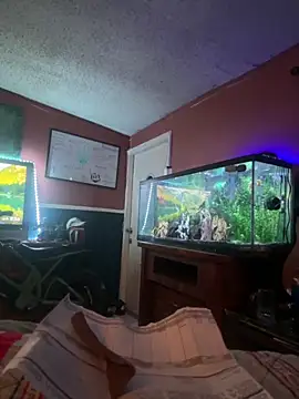 Snapshot of bigdickgio6923 chatting on 04/24/26, 12:57 bigdickgio6923 online show from 04/24/26, 12:57