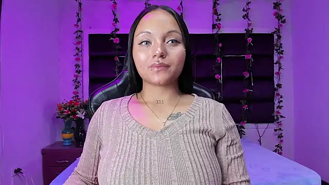 sweelanna   online show from 12/02/25, 01:44