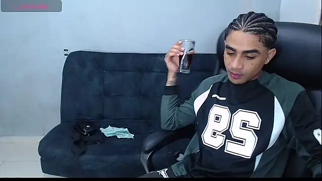 dominic brandd23 online show from 12/01/25, 04:28