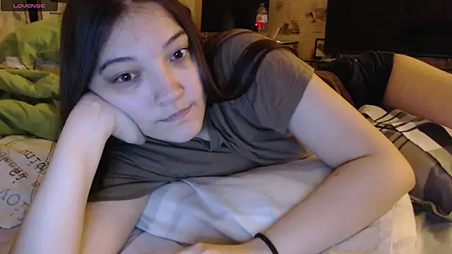 AlisaDevis online show from 10/12/25, 04:06