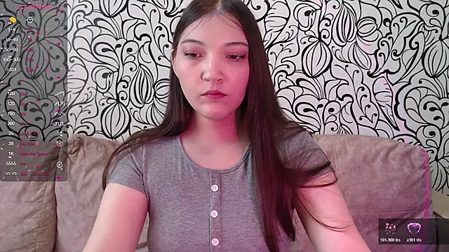 Snapshot of AlisaDevis chatting on 02/04/26, 11:38 AlisaDevis online show from 02/04/26, 11:38