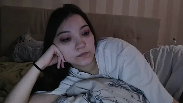 Snapshot of AlisaDevis chatting on 05/10/26, 12:10 AlisaDevis online show from 05/10/26, 12:10