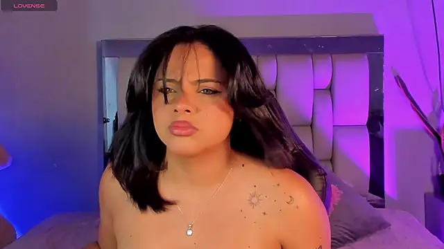 lunamartiinez online show from 12/14/24, 08:18