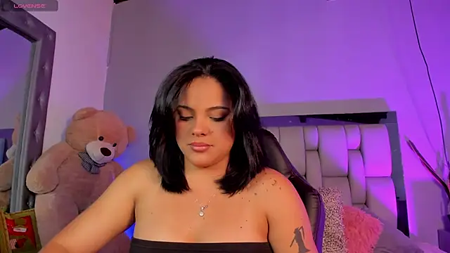 lunamartiinez online show from 12/15/24, 12:29