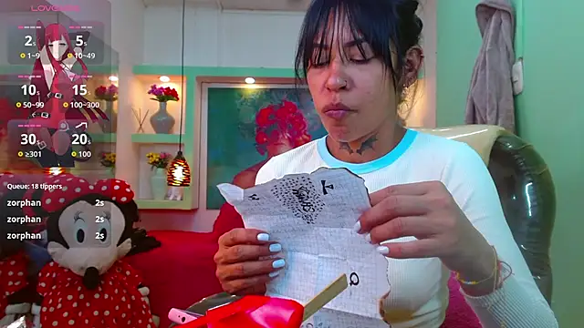 Snapshot of lorenapinto chatting on 03/13/26, 04:08 lorenapinto online show from 03/13/26, 04:08