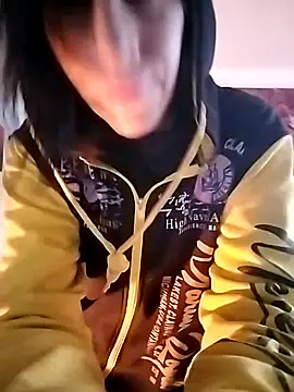 Snapshot of freyamoret chatting on 02/14/25, 07:17 freyamoret online show from 02/14/25, 07:17