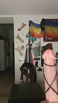 Snapshot of freyamoret chatting on 12/05/25, 03:15 freyamoret online show from 12/05/25, 03:15