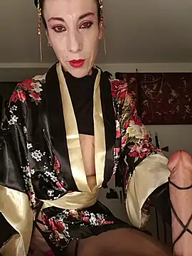 freyamoret online show from 05/19/26, 01:56