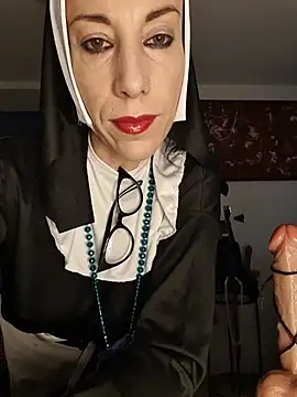 Snapshot of freyamoret chatting on 07/12/26, 03:41 freyamoret online show from 07/12/26, 03:41
