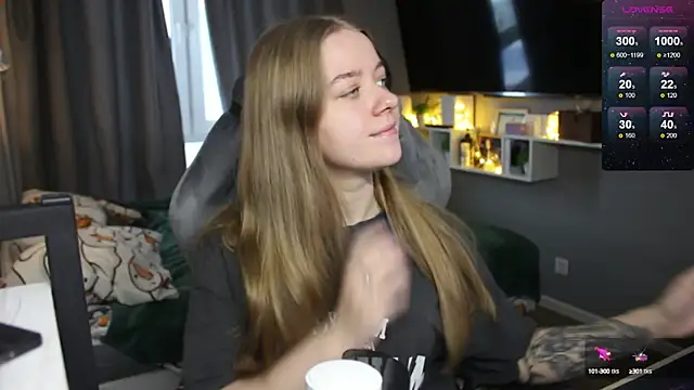 candy maggie online show from 12/16/24, 10:18