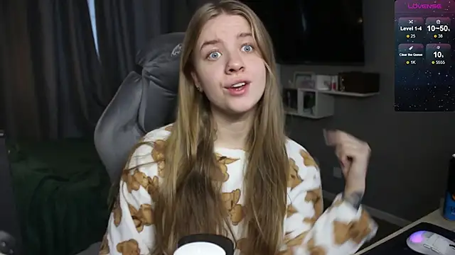 candy maggie online show from 12/24/24, 09:17