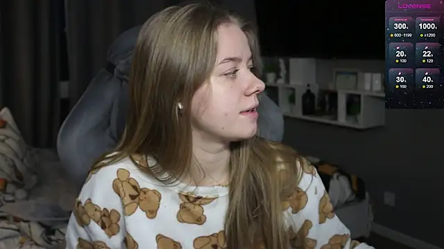 candy maggie online show from 01/21/25, 02:26