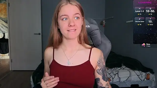 candy maggie online show from 09/10/25, 10:59