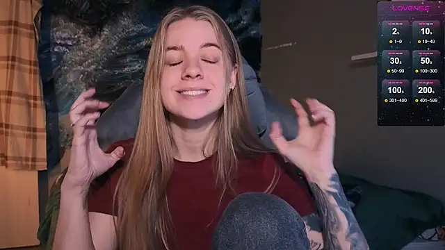 candy maggie online show from 12/01/25, 01:16