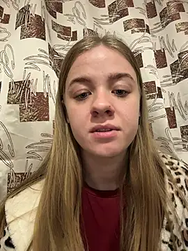 candy maggie online show from 12/02/25, 07:42