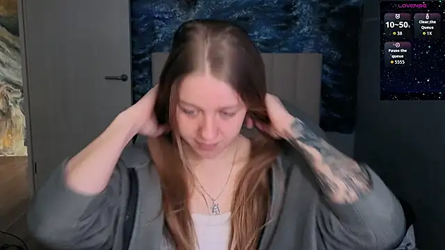 Snapshot of candy_maggie chatting on 04/28/26, 11:48 candy maggie online show from 04/28/26, 11:48