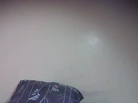 Snapshot of Creamy_candy17 chatting on 11/08/25, 11:03 Creamy candy17 online show from 11/08/25, 11:03