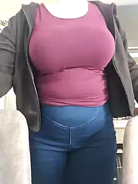 KristenVega online show from 03/06/25, 12:19