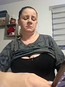 KristenVega online show from 03/19/25, 04:55