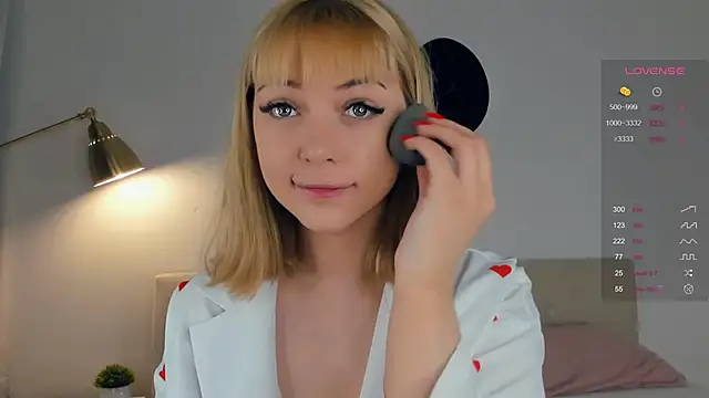 KateDolphin online show from 01/18/25, 03:59