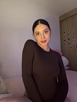 Snapshot of EmilyS__ chatting on 02/19/26, 03:57 EmilyS online show from 02/19/26, 03:57