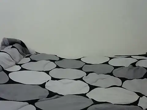 Kariselle- online show from 04/04/26, 07:11