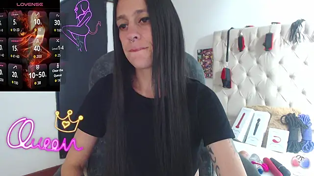 Snapshot of thin_tatto chatting on 03/19/26, 02:10 thin tatto online show from 03/19/26, 02:10