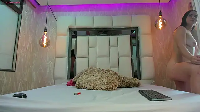 Snapshot of summer_lee_ chatting on 02/28/25, 06:09 summer lee online show from 02/28/25, 06:09