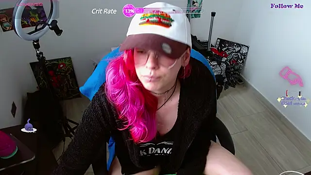 natasha laulau online show from 03/10/25, 09:18