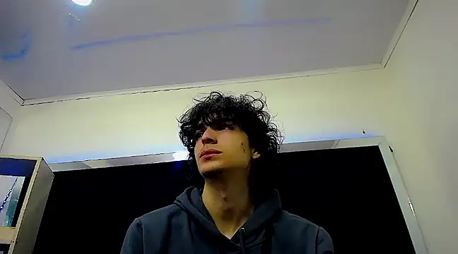 Sr BonnyEthan online show from 01/18/25, 01:40