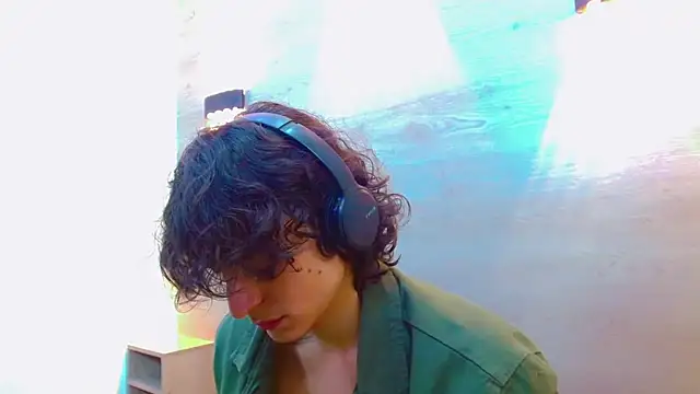 Sr BonnyEthan online show from 09/24/25, 01:58