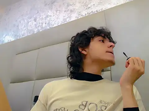 Sr BonnyEthan online show from 02/06/26, 01:47