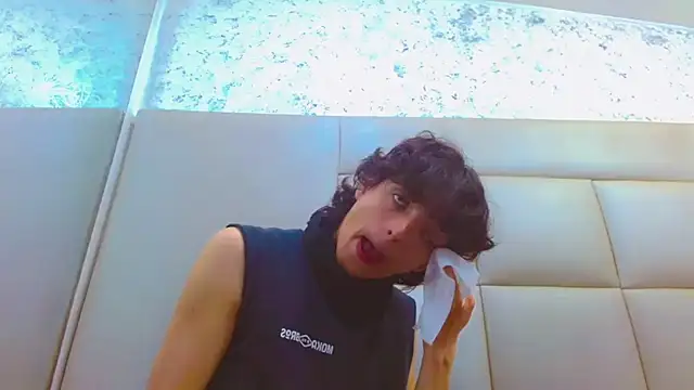 Sr BonnyEthan online show from 02/18/26, 12:56