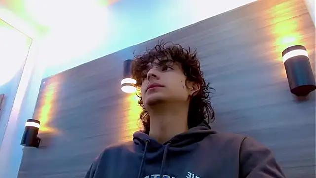 Snapshot of Sr_BonnyEthan chatting on 03/14/26, 12:54 Sr BonnyEthan online show from 03/14/26, 12:54