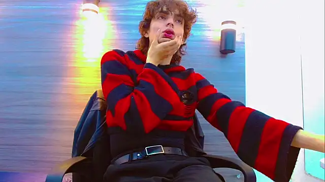 Snapshot of Sr_BonnyEthan chatting on 03/17/26, 01:03 Sr BonnyEthan online show from 03/17/26, 01:03