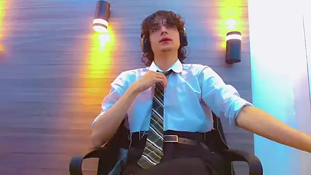 Snapshot of Sr_BonnyEthan chatting on 04/02/26, 01:09 Sr BonnyEthan online show from 04/02/26, 01:09