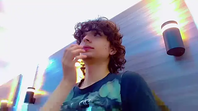 Snapshot of Sr_BonnyEthan chatting on 04/09/26, 12:54 Sr BonnyEthan online show from 04/09/26, 12:54